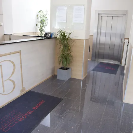 Barry Ξενοδοχείο 2*