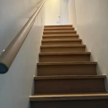 The Experience - 2 Bedroom Bright, Spacious & *