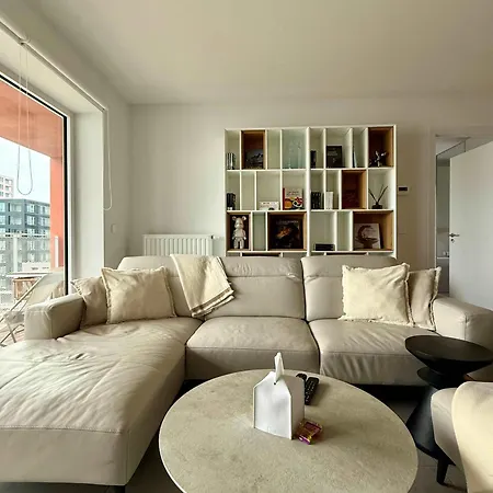 Cosy Flat For 2pers 5 Min From Gare Du Midi By Transport Apartamento Bruxelas