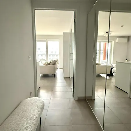 Cosy Flat For 2pers 5 Min From Gare Du Midi By Transport Apartamento *