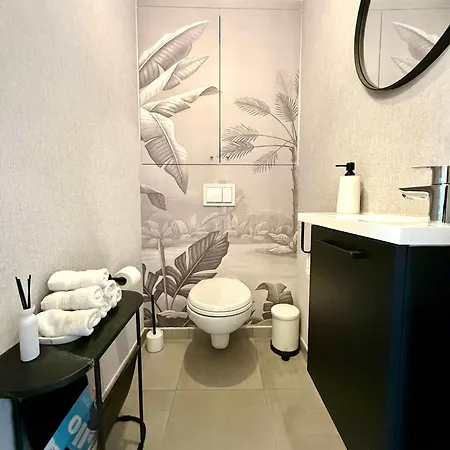 Cosy Flat For 2pers 5 Min From Gare Du Midi By Transport