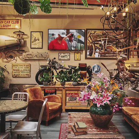 The Legacy By 2go4 Center Хостел *