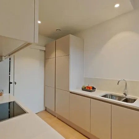 Quiet & Stylish 3-bedroom Flat In Heart Of Ixelles Apartamento