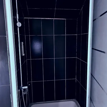 Near The Center With Bathroom And Kitchen * Bruksela