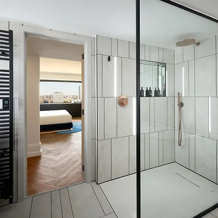 Cardo Brussels, Autograph Collection 4*