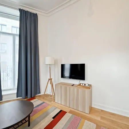 Self Check In Ixelles Retreat In The Heart Of بروكسل