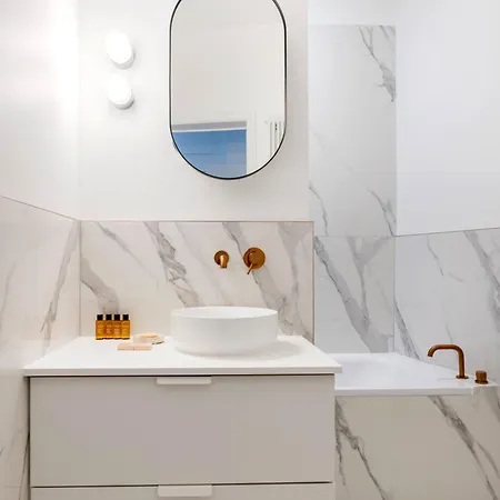 Moliere Design Apartment *