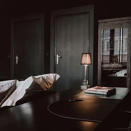 ホテル Lenoir 96 ブリュッセル