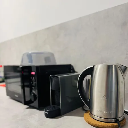 Charming 1 Bedroom With Terrace *