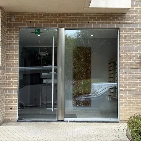 Modern With Terrace Woluwe-saint-lambert Bryssel