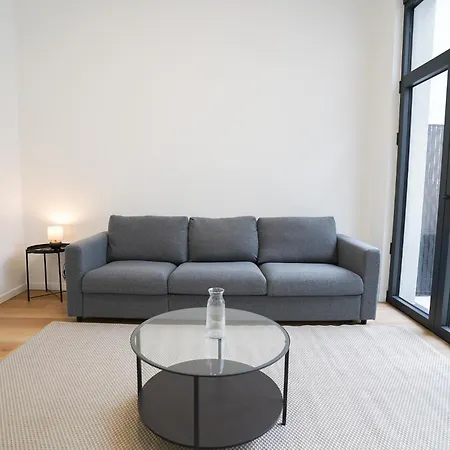 Apartman Vaillance 2 *