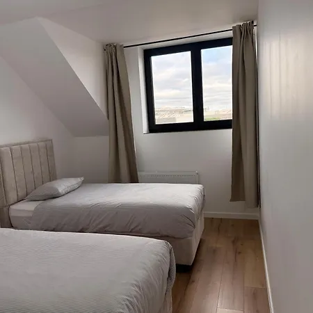 Skyline Duplex Brussels Parking Fibre Modernite *