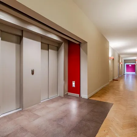 Apartman Modern 1br In The Heart Of The European Quarter