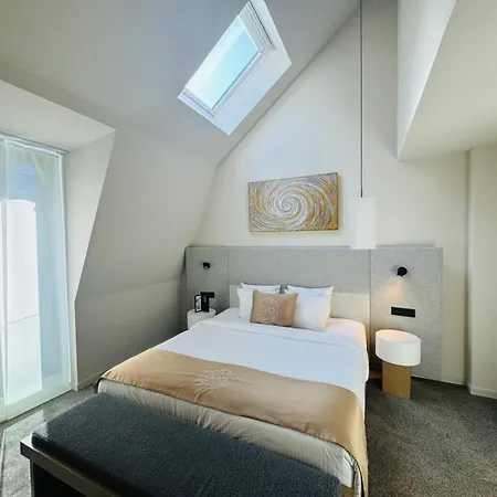 Opo 4* Bruxelles