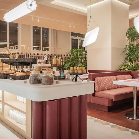 Novotel Off Grand Place Hotel Bruksela