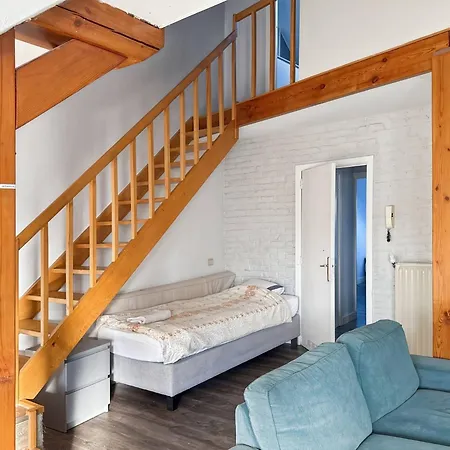 Apartamento Charming Entire Duplex For 5 In Saint-gilles, Bruxelas