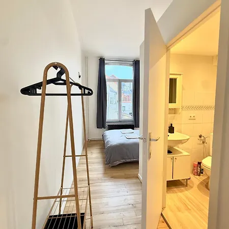 Schuman Square Homestay szállás Brüsszel