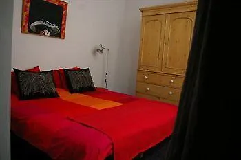 Typically Apartmanhotel Brüsszel