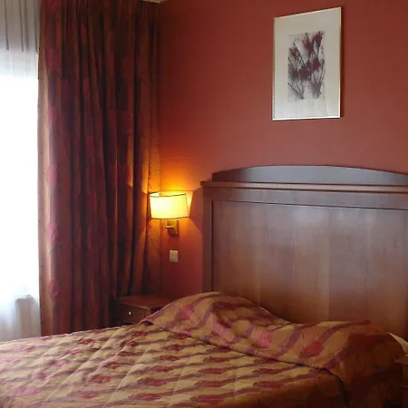 Albert Hotel
