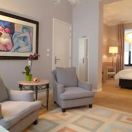 Bed & Breakfast Nowhere Else