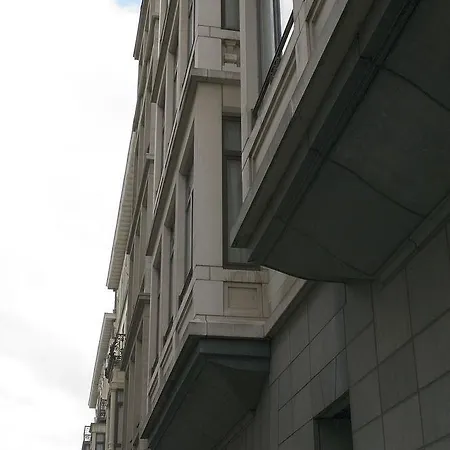Thon Florence Aparthotel Brussels
