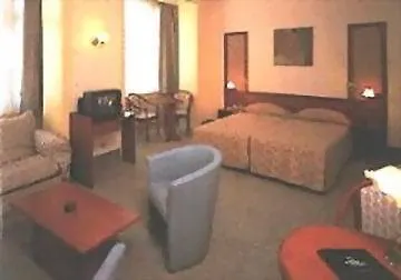 Le Dome Otel