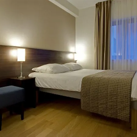 Ξενοδοχείο Numa Royal Galleries 4*