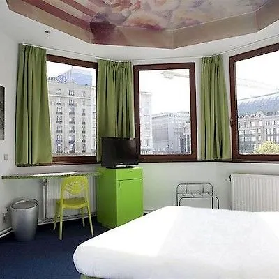 מלון Siru Brussels Saint-Josse-ten-Noode