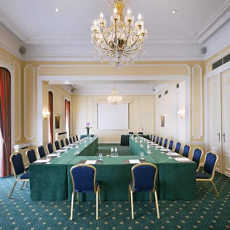 Metropole Hotel