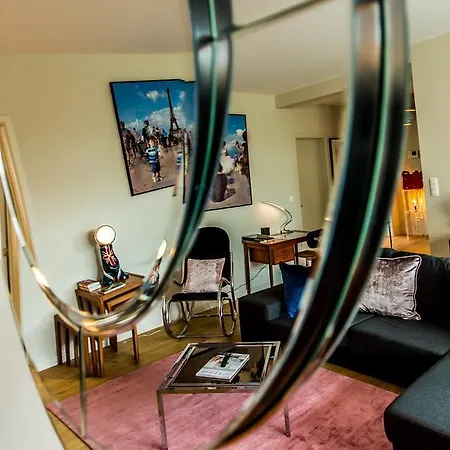 3 Bedrooms Penthouse/ Terrace Louise * Brussels