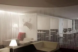 布鲁塞尔路易斯宜必思尚品酒店 酒店