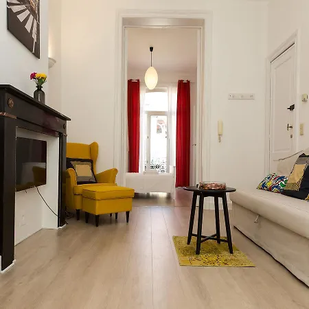 Lantsheere Halldis Apartamento