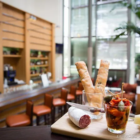 Hotel Courtyard By Marriott Brussels 4*