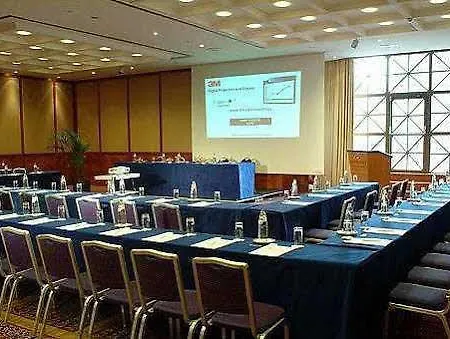 Crowne Plaza Europa Hotel 4*
