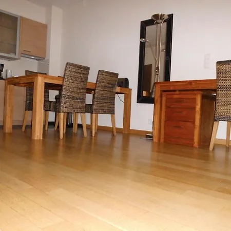 & Housingbrussels Daire