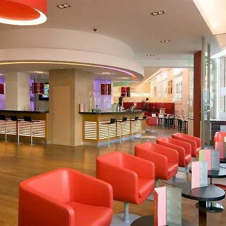 Novotel Off Grand Place 4*