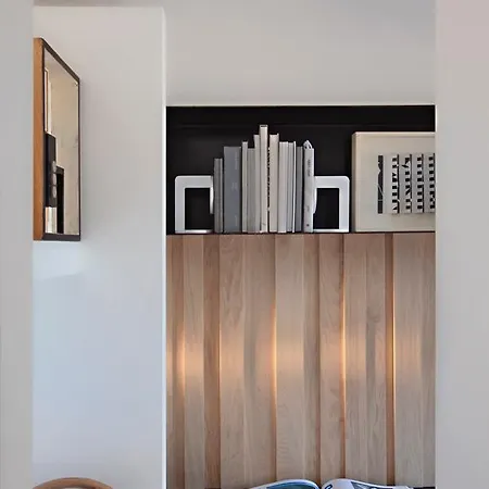 Studio Wood Near Cimetiere D'ixelle Apartmán *
