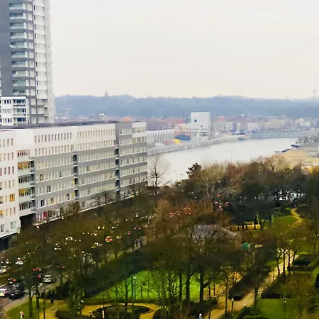 Heliport Iv Apartment *