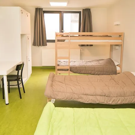 Hostel Bruegel *