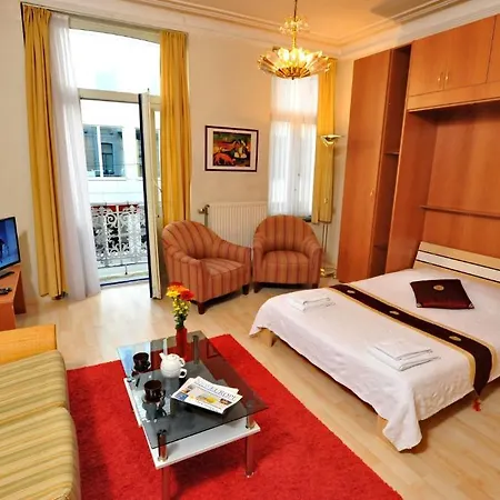 European Union Flat ブリュッセル