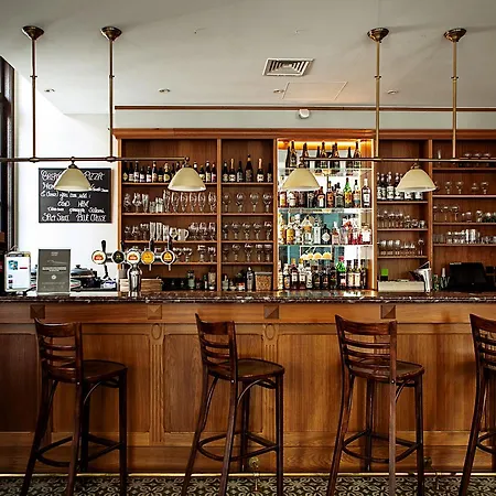 Ibis Off Grand'place Отель