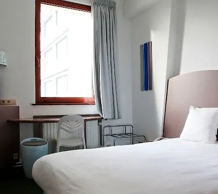 Siru Hotel 3*