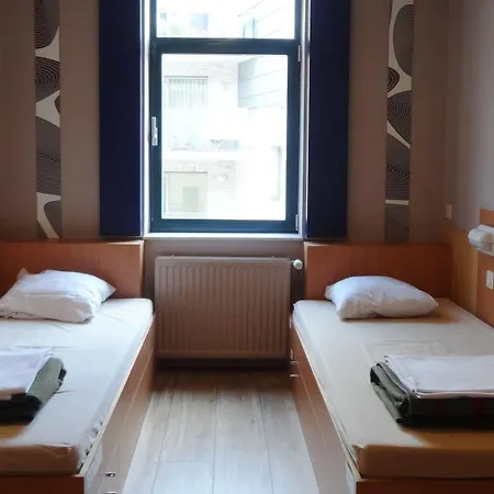 Albergue Sleep Well Youth *