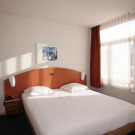 Hotell Aris Grand Place 3*