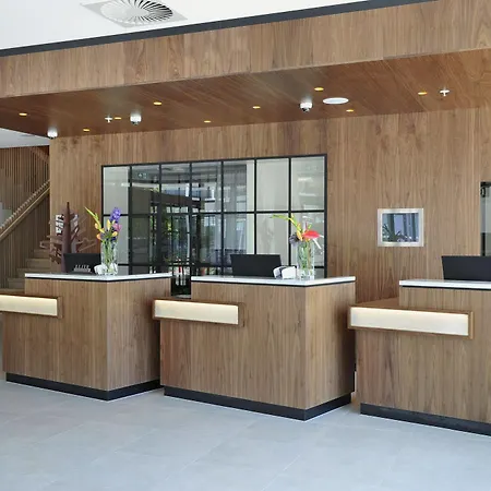 Courtyard By Marriott Eu Otel