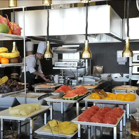 Otel Courtyard By Marriott Eu Brüksel