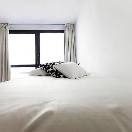 Apartment Chic Suisse Flat - Metro Louise Brussels