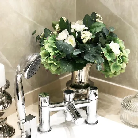 Luxury Charvet Bruxelles-midi Apartman *