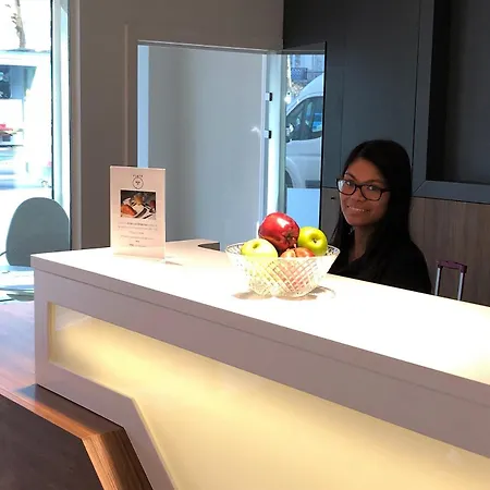 Flat Midi 33 3* Bruxelas