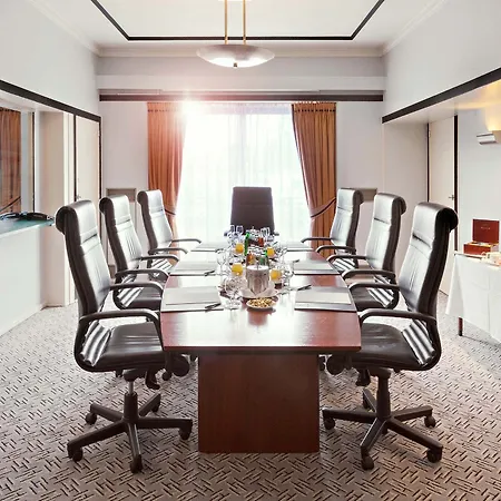 Metropole Hotel